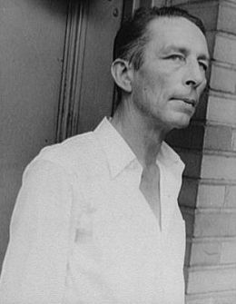 John Robinson Jeffers - By Carl Van Vechten [Public domain], via Wikimedia Commons